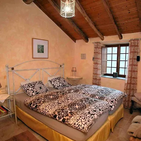 Palo Alto Mit Whirlpool Und Grill Holiday home